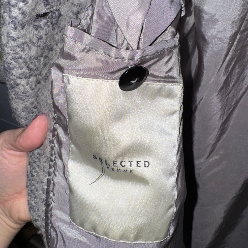 Selected Femme Wool Blend Trench Coat
Size 4 (36 EU) - Picture 5 of 7